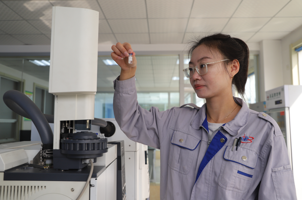 奋斗启航?劳动圆梦|王静:精准检测在一线 用心守护长寿花