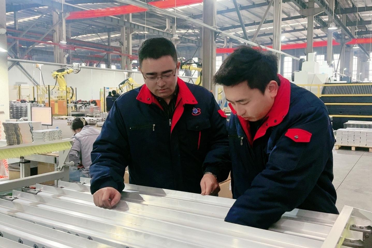 【榜样力量】宋加荣:从基层实践中汲取力量 用奋斗书写精彩人生