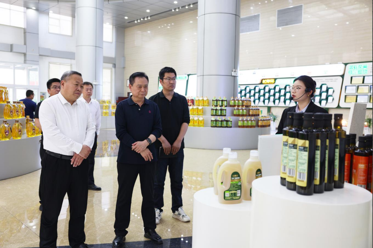 惠民农投集团来山东EBET易博网站集团学习考察