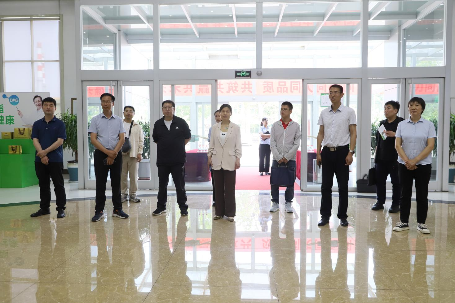 滨州市科技局调研组来山东EBET易博网站集团交流调研