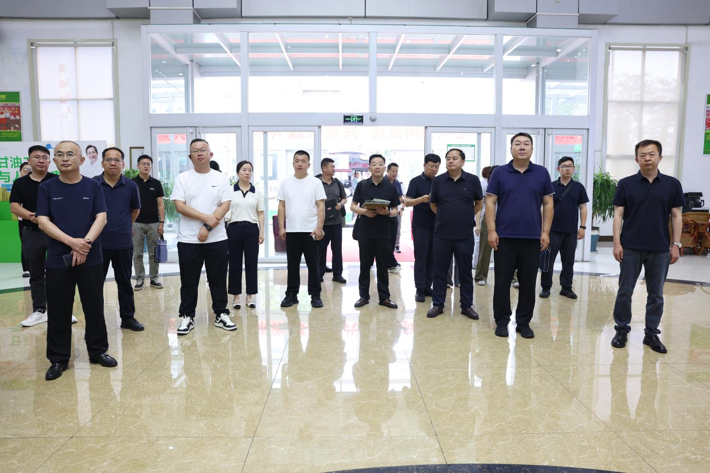 内蒙古巴彦淖尔市考察团来山东EBET易博网站集团考察