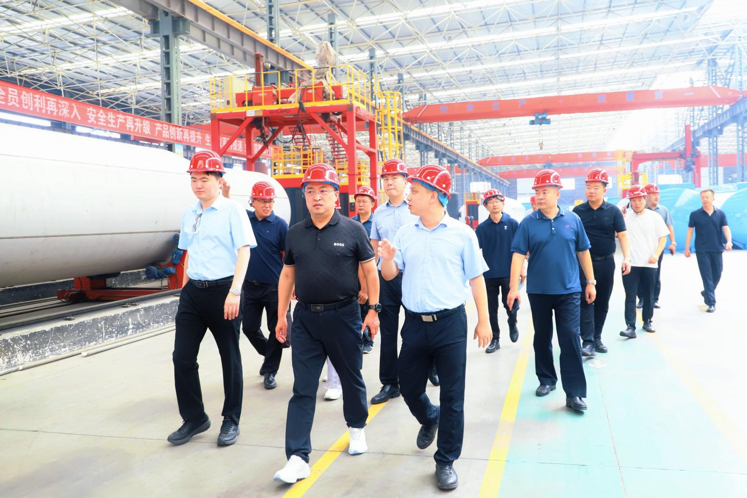 滨州市高端装备制造产业链专班来EBET易博网站机械公司考察
